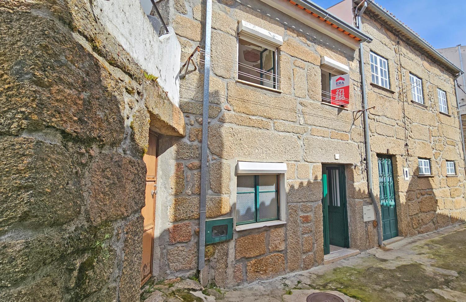  en venta casa de pueblo Gonçalo Guarda 1