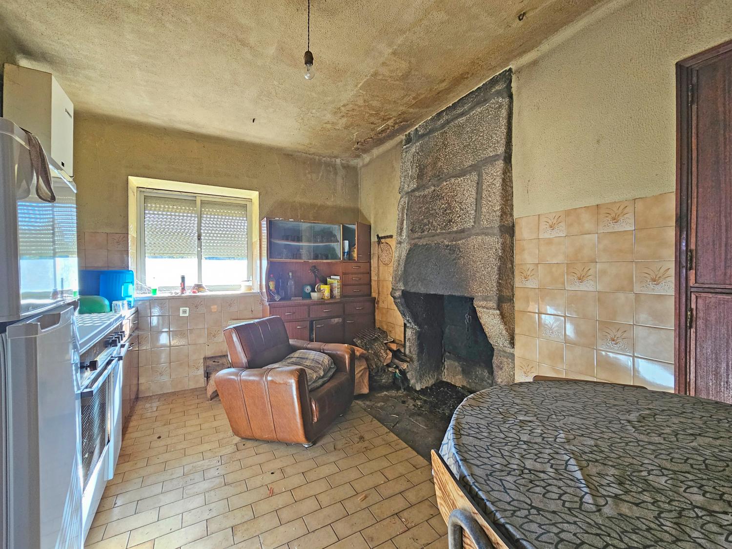  en venta casa independiente Monte Brás Guarda 5