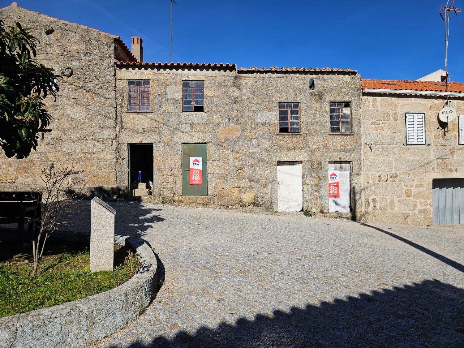  en venta casa de pueblo Aldeia Viçosa Guarda 2