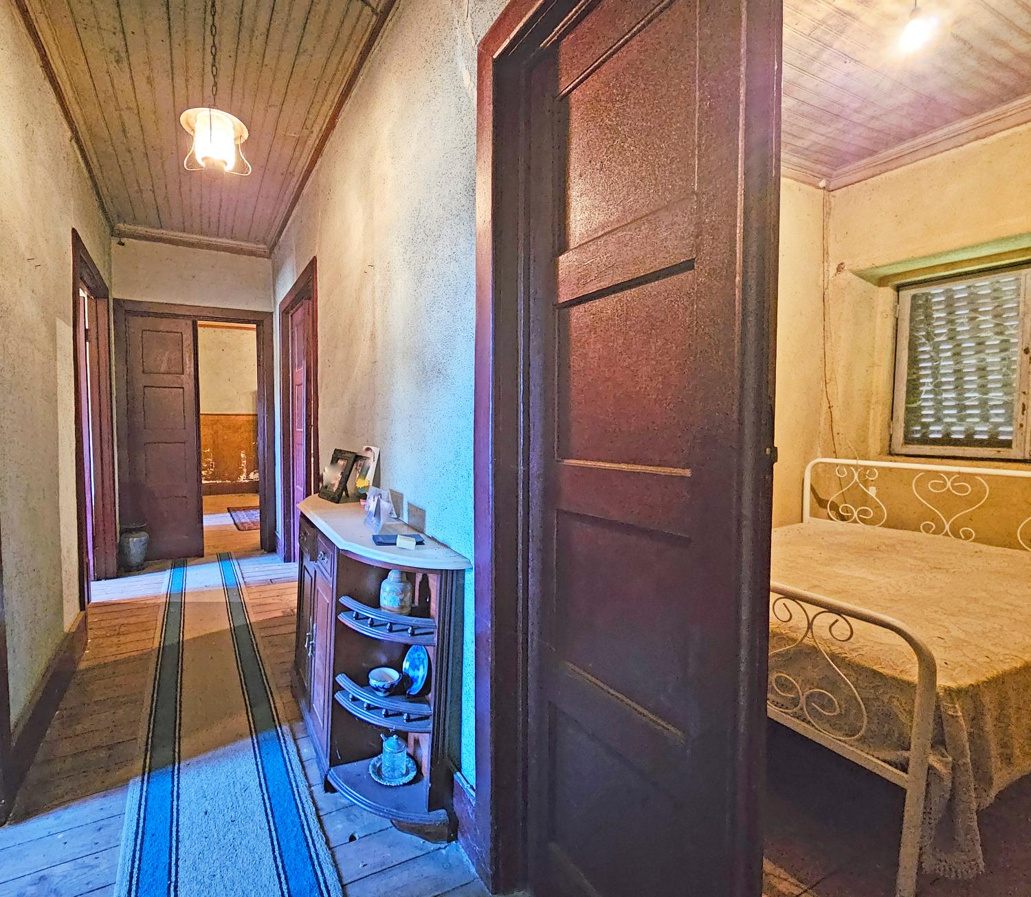  en venta casa independiente Monte Brás Guarda 15