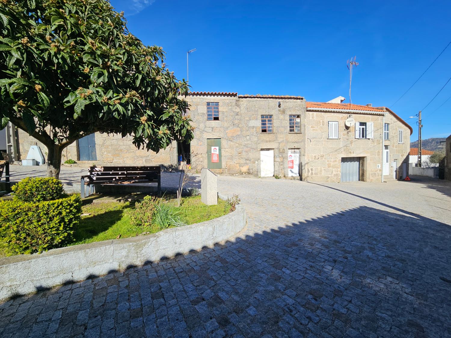  en venta casa de pueblo Aldeia Viçosa Guarda 1