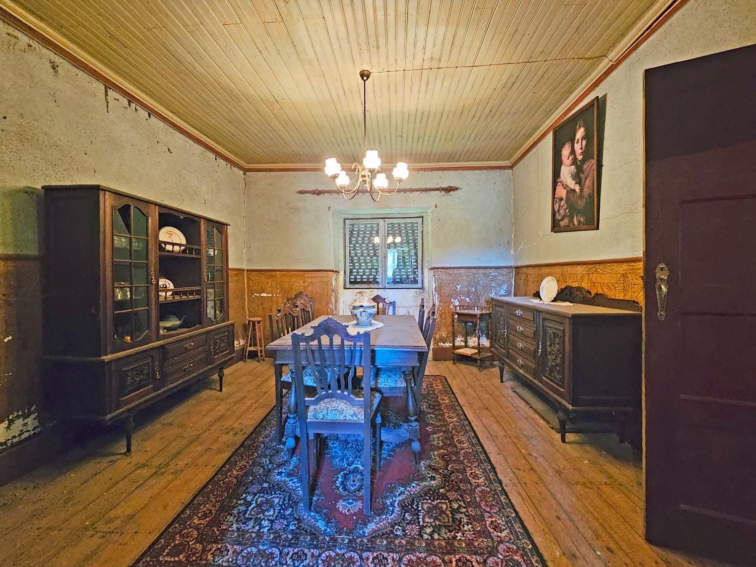  en venta casa independiente Monte Brás Guarda 12