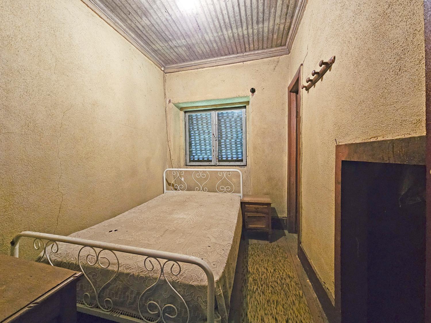  en venta casa independiente Monte Brás Guarda 14