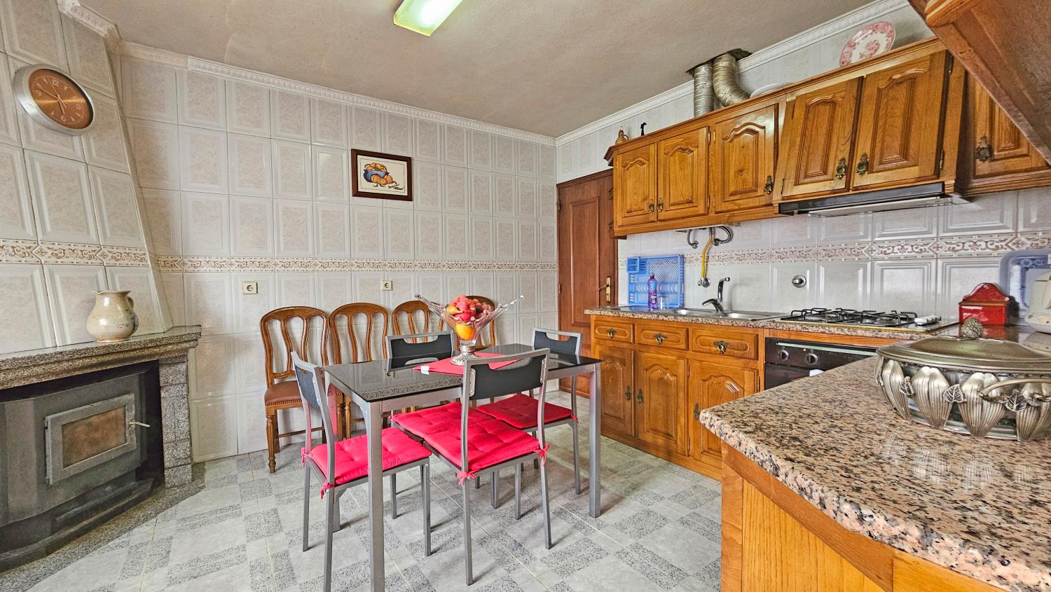  en venta casa independiente Vale de Estrela Guarda 6