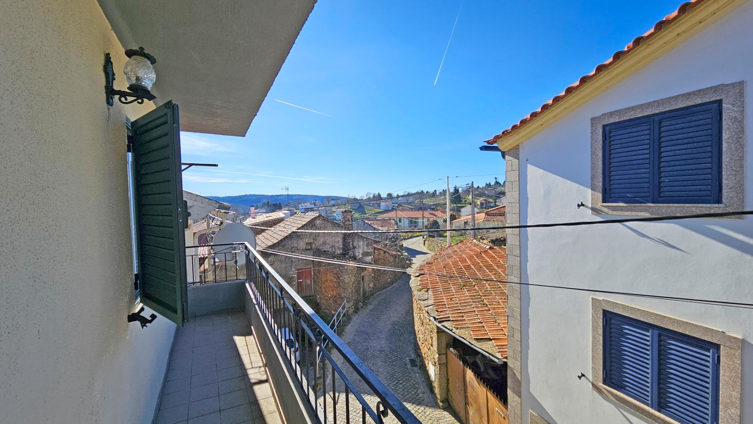 en venta casa de pueblo Videmonte Guarda 3