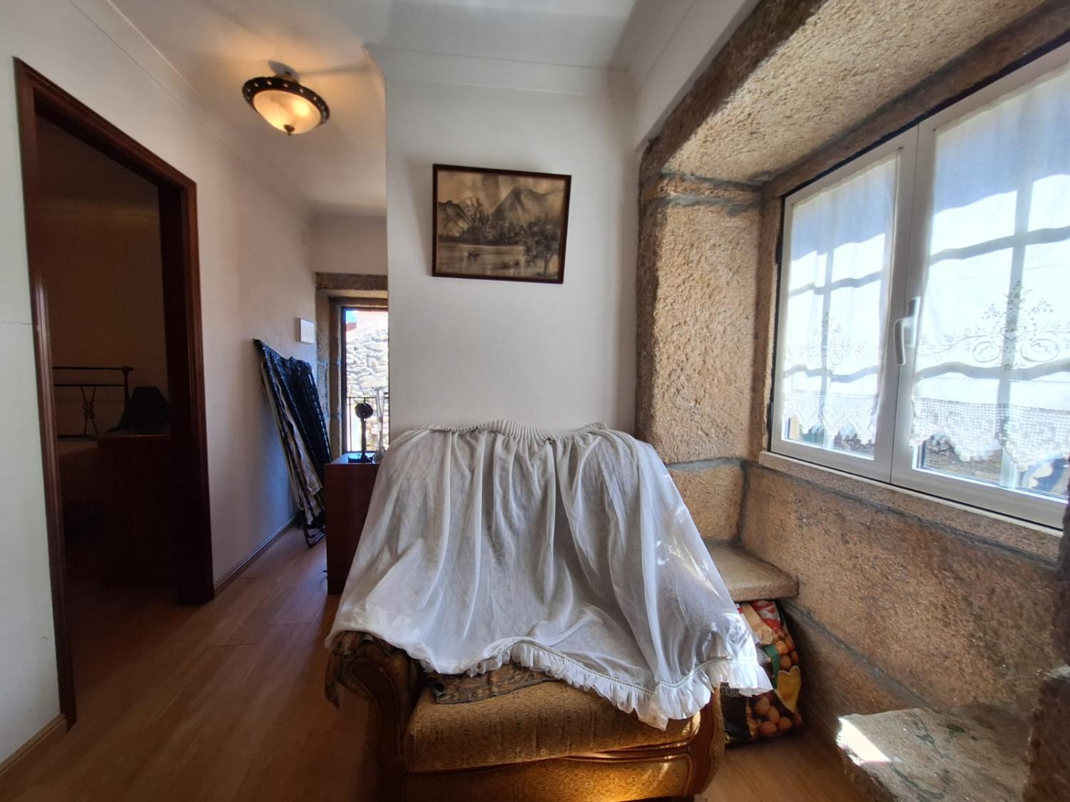  en venta casa de pueblo Outeiro de Gatos Mêda 9