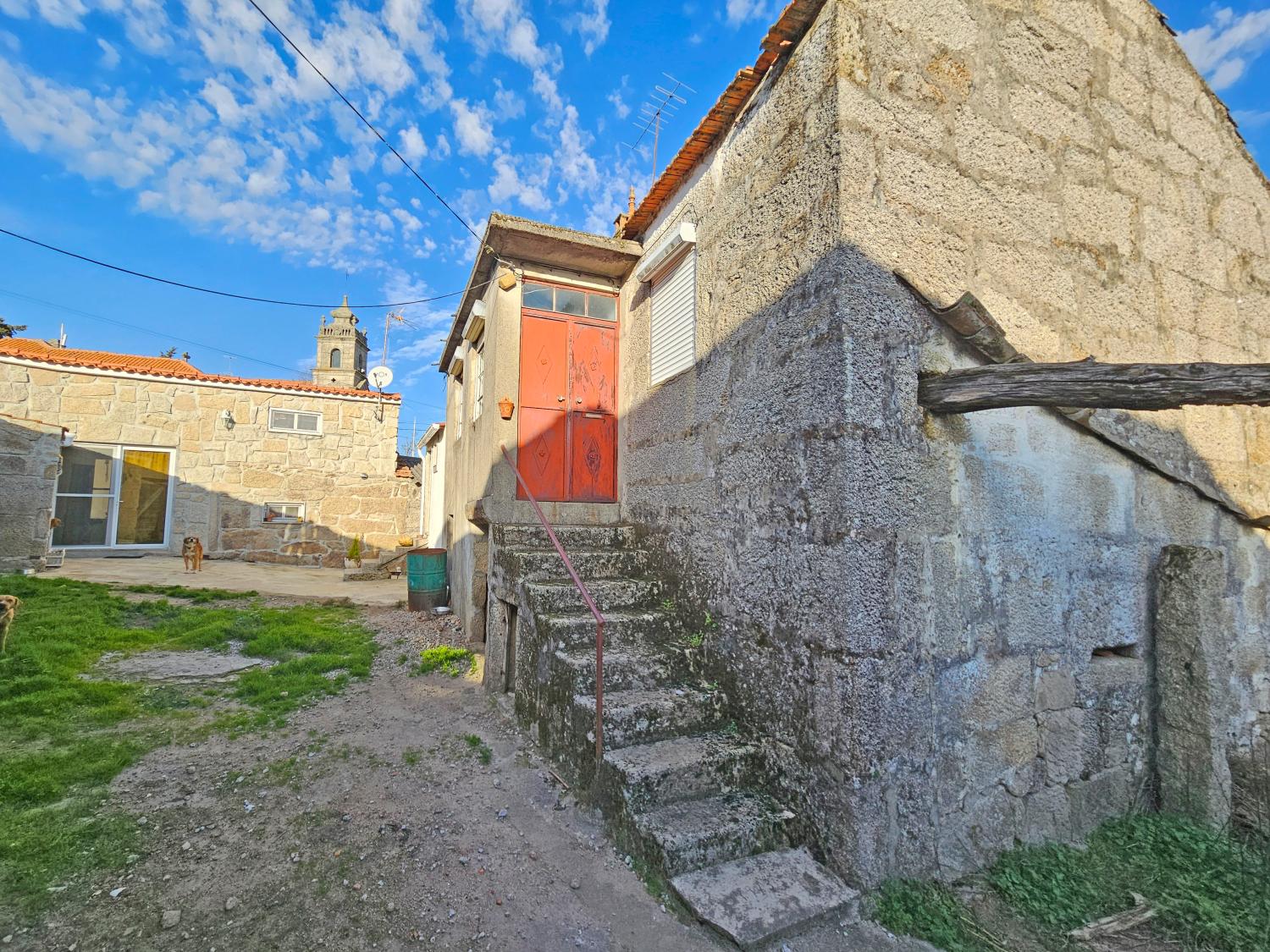  en venta casa de pueblo Montes Guarda 3