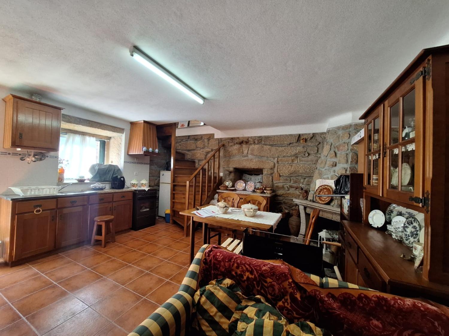  en venta casa de pueblo Outeiro de Gatos Mêda 7