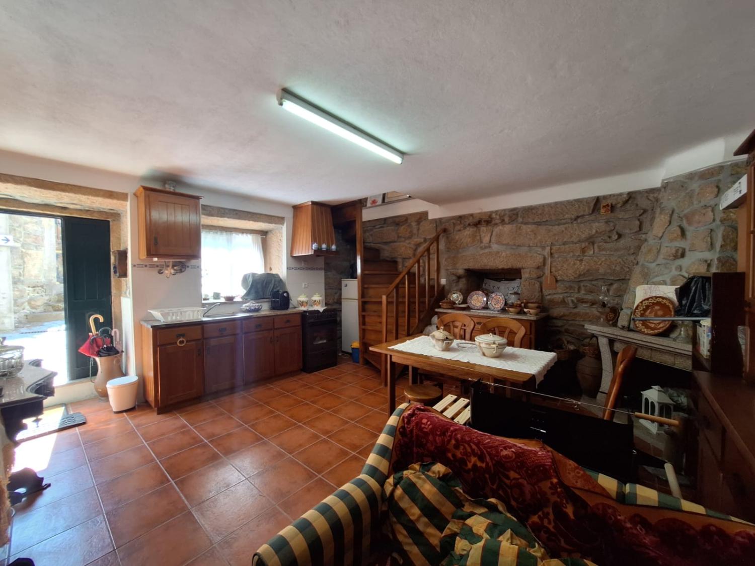  en venta casa de pueblo Outeiro de Gatos Mêda 4