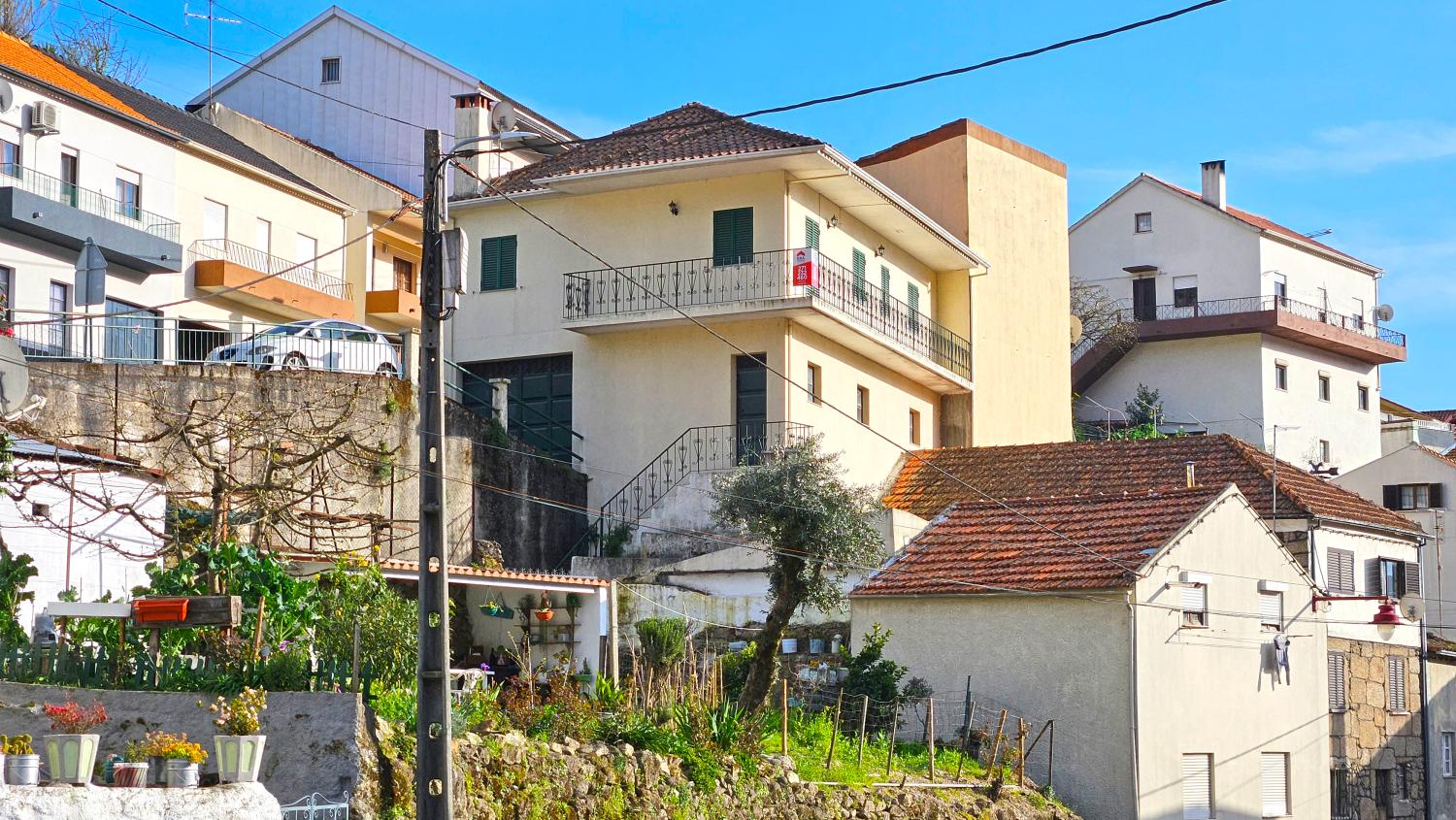 en venta casa de pueblo Famalicão Guarda 2