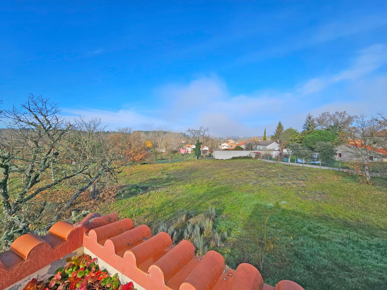  en venta casa independiente Casal de Cinza Guarda 4