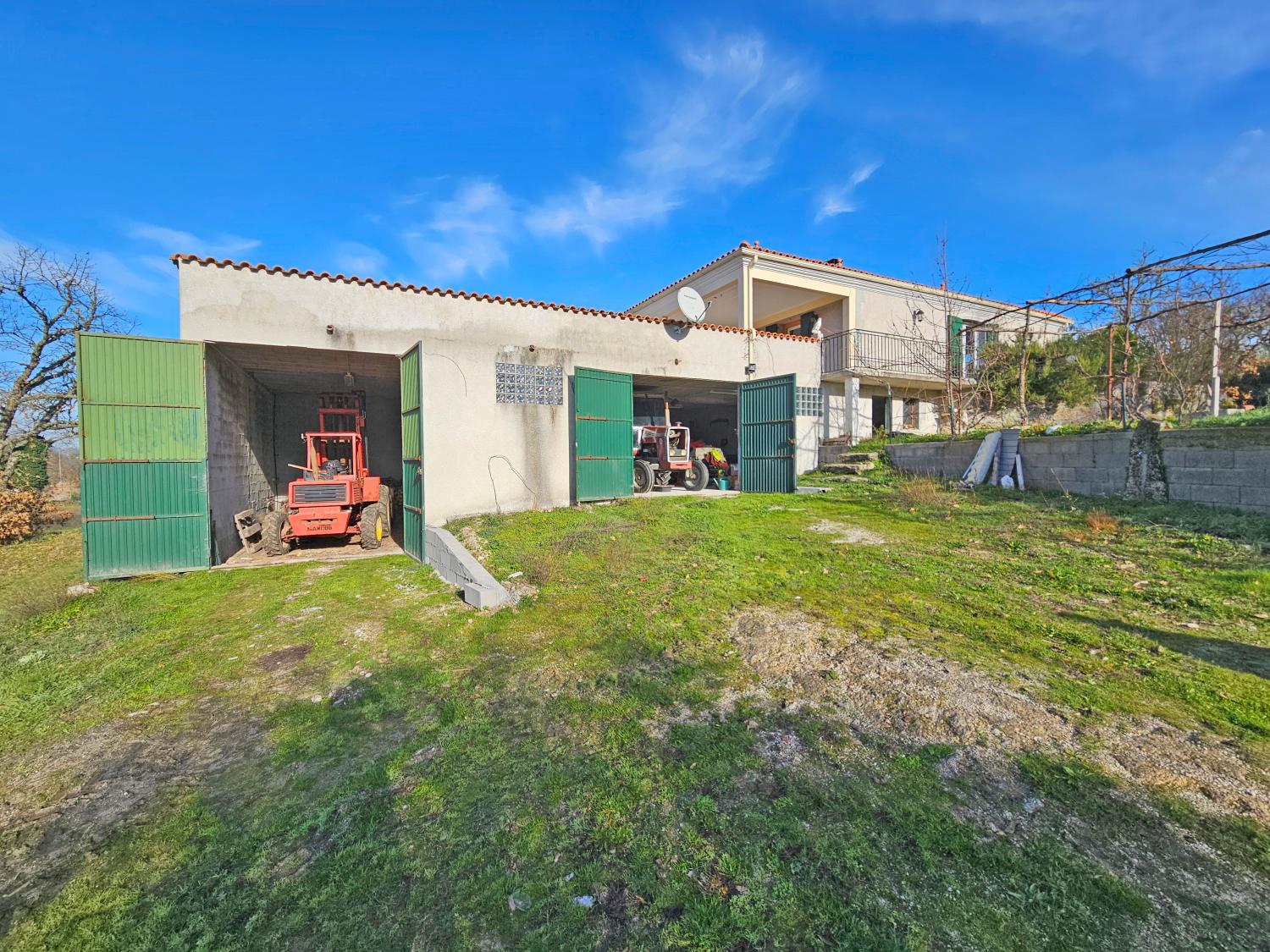  en venta casa independiente Casal de Cinza Guarda 7