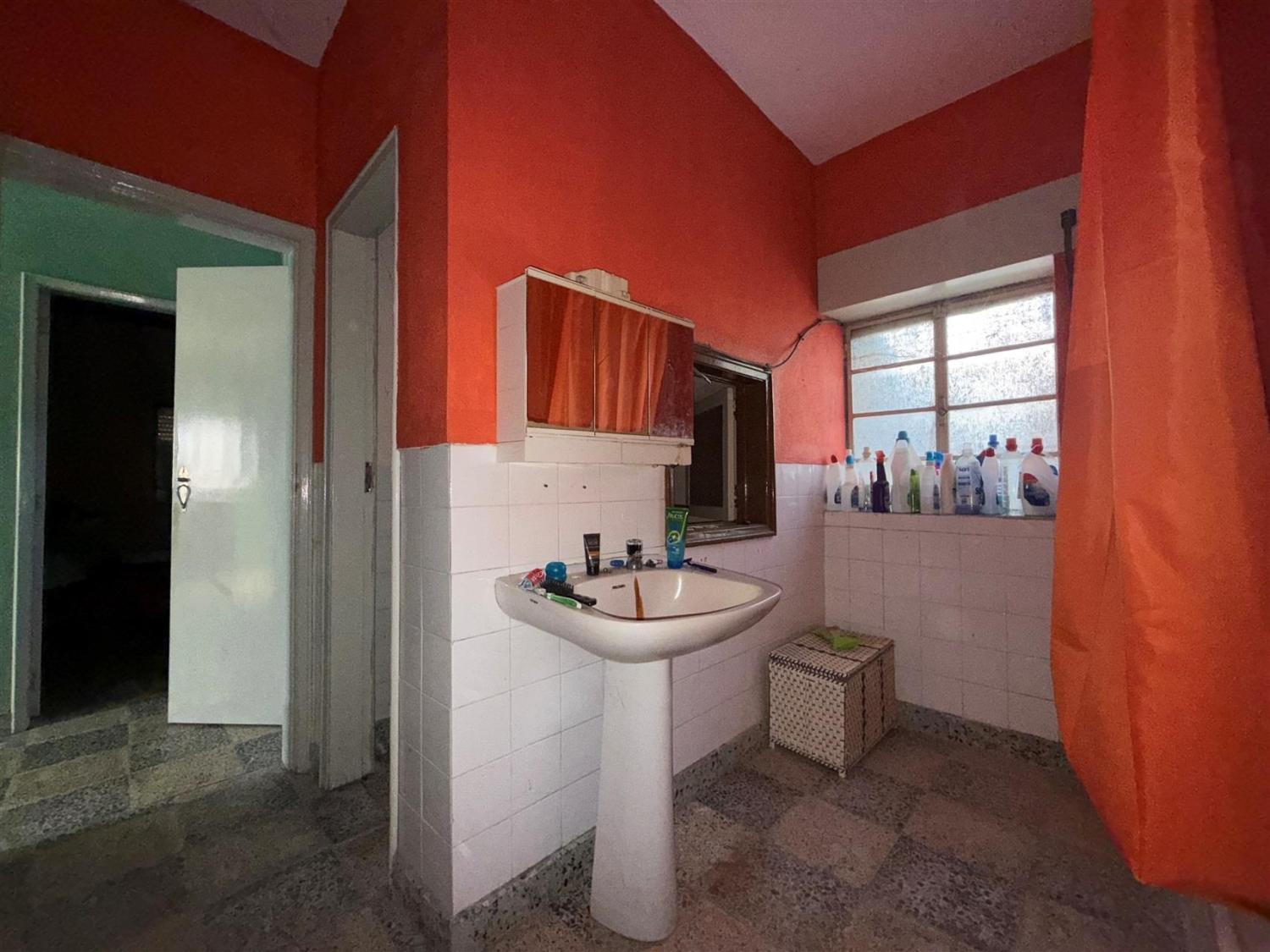  en venta casa independiente Casal de Cinza Guarda 15