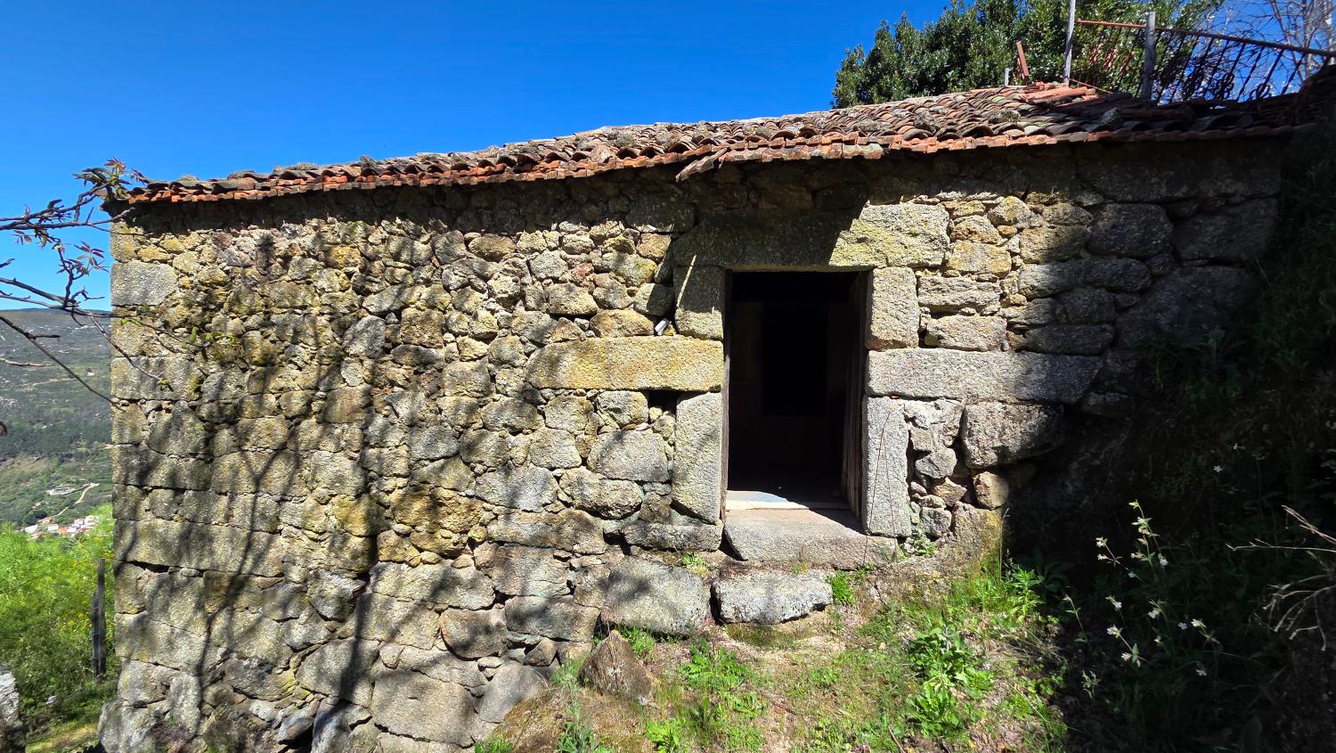 en venta casa rústica Famalicão Guarda 3