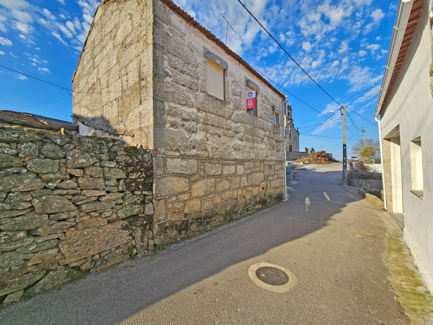  en venta casa de pueblo Montes Guarda 1